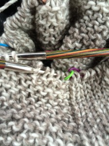 Shhhhh.... surprise knitted thing here.