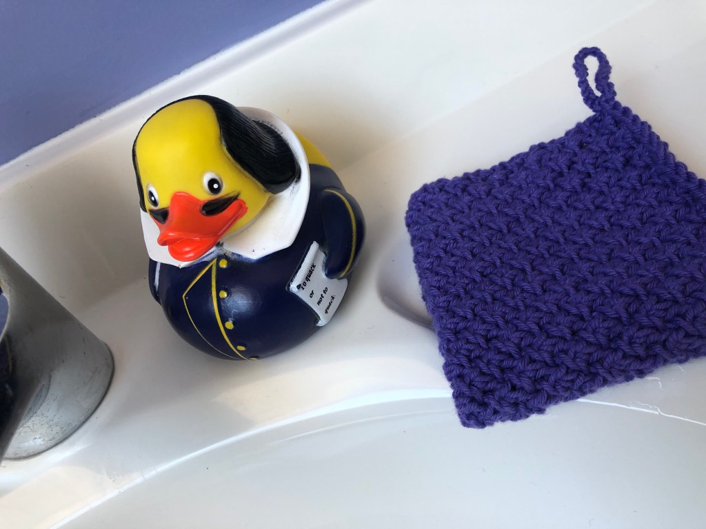 March Washcloth – Knot&nbsp;Stitch