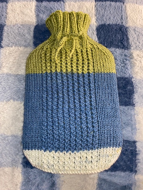Textured Hot Water Bottle Cover – Free Knitting&nbsp;Pattern